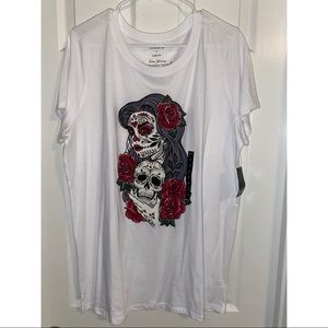Torrid slim fit Muerta skull T-shirt size 2